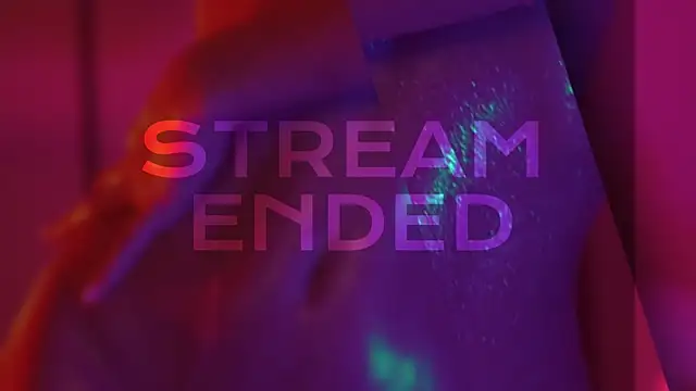 Snapshot of HeyBananas chatting on December 2024 06:30:02 PM HeyBananas online show from December 2024 06:30:02 PM