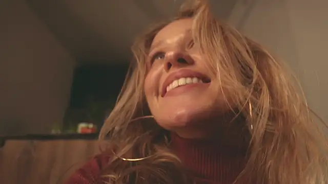 Snapshot of HeyBananas chatting on February 2025 10:53:02 AM HeyBananas online show from February 2025 10:53:02 AM