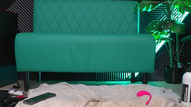 home horny eva online show from February 2025 05:10:02 PM