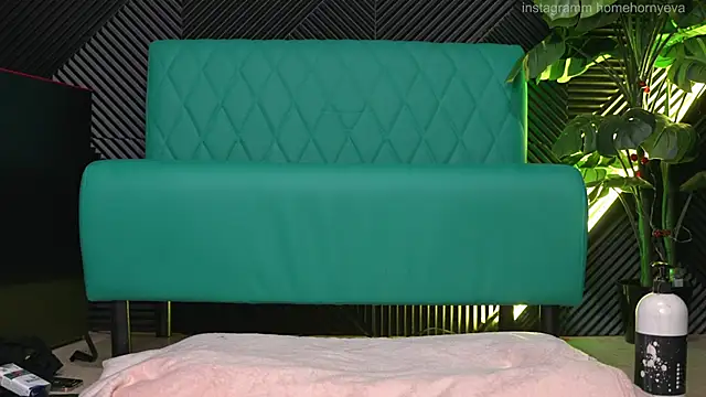 home horny eva online show from February 2025 11:25:02 PM