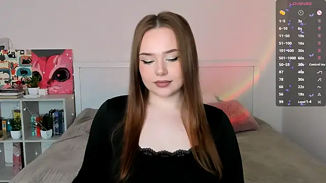 LittleKiitten online show from July 2026 03:43:01 PM