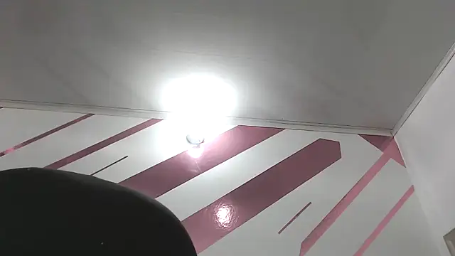 Snapshot of Kitten_Hot_ chatting on September 2025 09:03:02 PM Kitten Hot online show from September 2025 09:03:02 PM