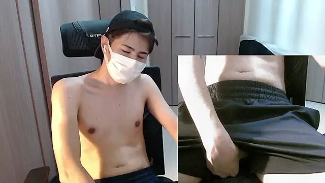 Snapshot of ryota_kkk chatting on July 2026 11:41:01 AM ryota kkk online show from July 2026 11:41:01 AM