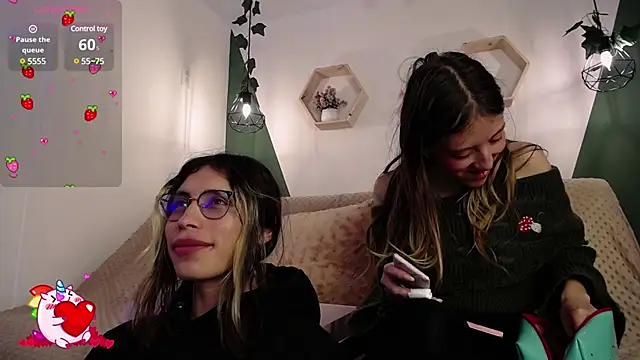 BRIAR AND BLAIR online show from January 2025 01:42:02 PM