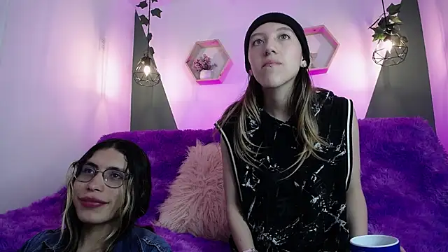 BRIAR AND BLAIR online show from February 2025 02:13:01 PM