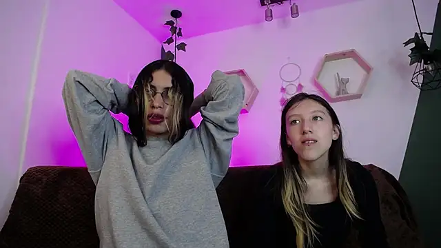 BRIAR AND BLAIR online show from February 2025 02:13:02 PM