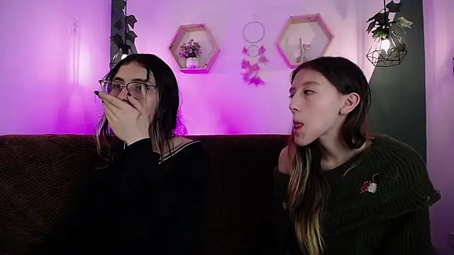 BRIAR AND BLAIR online show from February 2025 05:02:02 PM