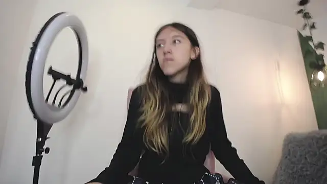 BRIAR AND BLAIR online show from March 2025 01:59:02 PM