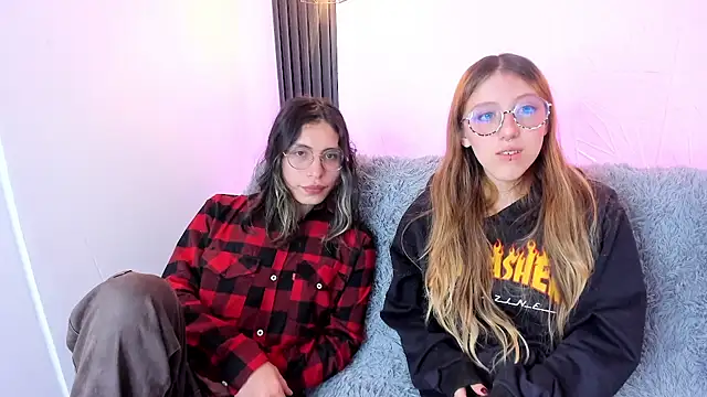 BRIAR AND BLAIR online show from October 2025 02:28:02 PM