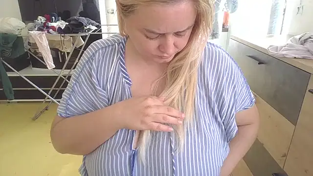 Meliss Official9 online show from March 2025 09:22:01 AM