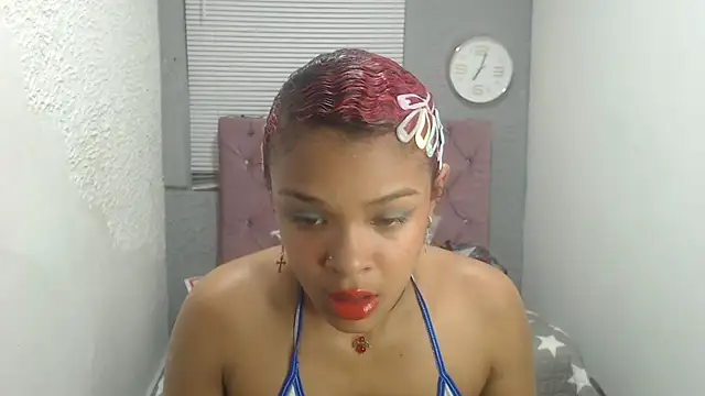 Snapshot of vainillaplaypussy chatting on January 2025 12:13:01 AM vainillaplaypussy online show from January 2025 12:13:01 AM