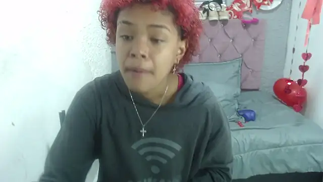 Snapshot of vainillaplaypussy chatting on March 2025 12:12:01 PM vainillaplaypussy online show from March 2025 12:12:01 PM