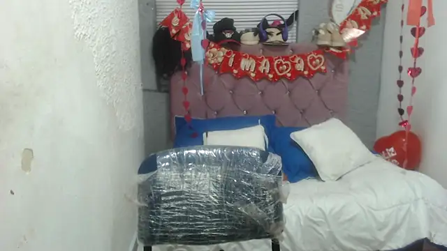 Snapshot of vainillaplaypussy chatting on March 2025 06:31:01 PM vainillaplaypussy online show from March 2025 06:31:01 PM