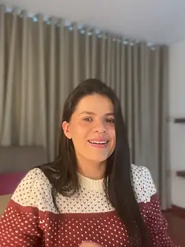 Snapshot of Alice_Biel chatting on June 2026 01:02:01 PM Alice Biel online show from June 2026 01:02:01 PM