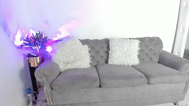 Snapshot of Sofi_Vasquez chatting on January 2025 02:32:01 AM Sofi Vasquez online show from January 2025 02:32:01 AM