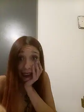 bbferlinaa online show from May 2026 03:00:01 AM