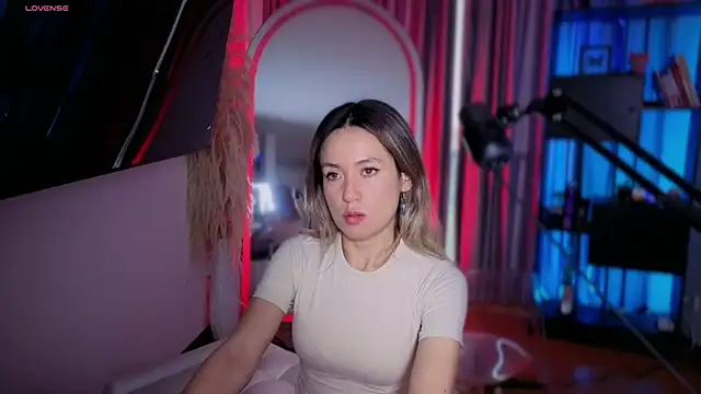 sexfire lalita online show from March 2026 10:25:01 PM