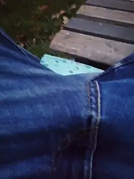 Snapshot of Warumnicht1980 chatting on October 2025 05:50:02 AM Warumnicht1980 online show from October 2025 05:50:02 AM