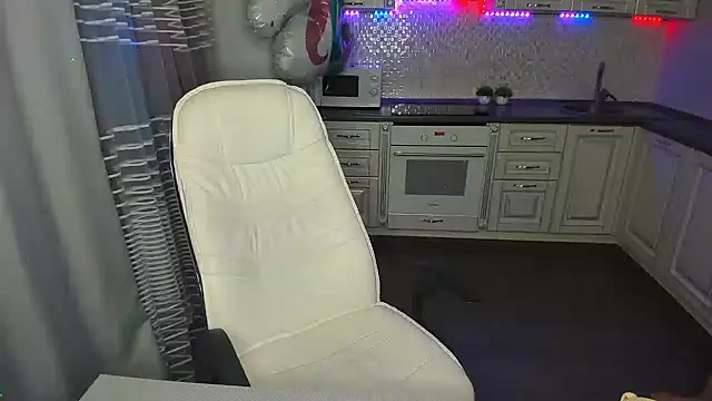 MelodyOfLovee online show from February 2025 03:34:02 AM