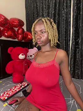 Snapshot of karembo_Johnson chatting on March 2025 09:36:02 PM karembo Johnson online show from March 2025 09:36:02 PM