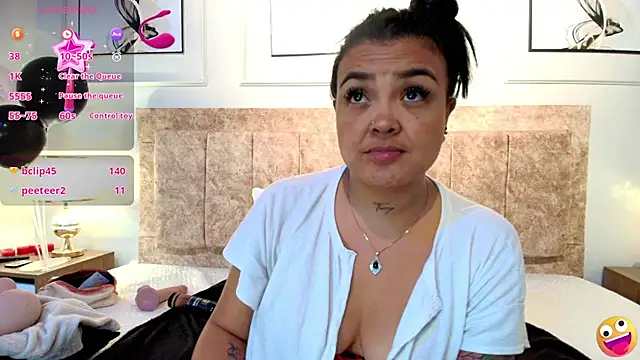 lyn adamns online show from December 2024 11:46:01 PM