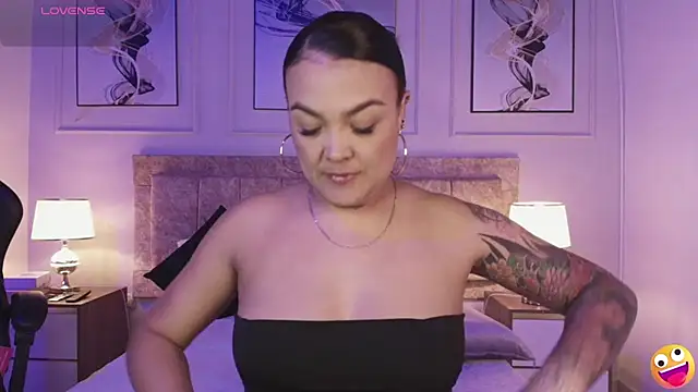 lyn adamns online show from March 2025 10:07:02 PM