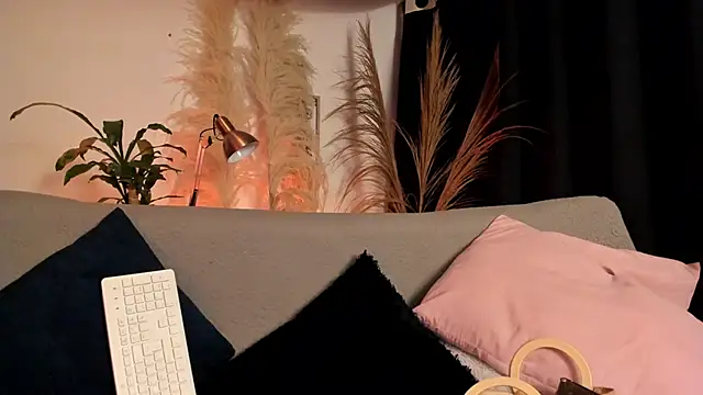 Serenity Day online show from March 2026 02:52:01 AM