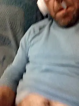 jonyfree1978 online show from April 2026 10:07:01 PM