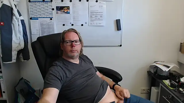 VSteph online show from September 2025 02:38:01 PM