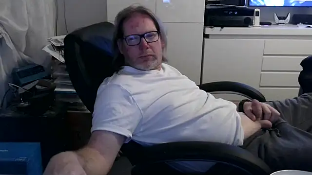 VSteph online show from May 2026 11:00:02 PM