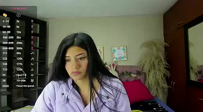 Lia Keen online show from January 2025 08:21:02 PM