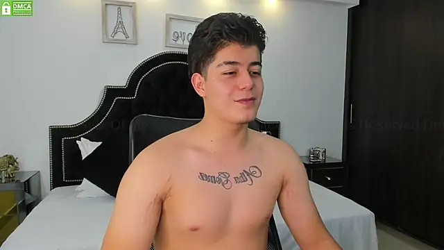 MaxxiCruz online show from January 2025 05:35:02 PM