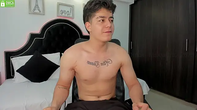 MaxxiCruz online show from February 2025 02:50:02 AM