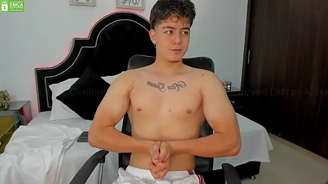 MaxxiCruz online show from March 2025 11:09:02 AM