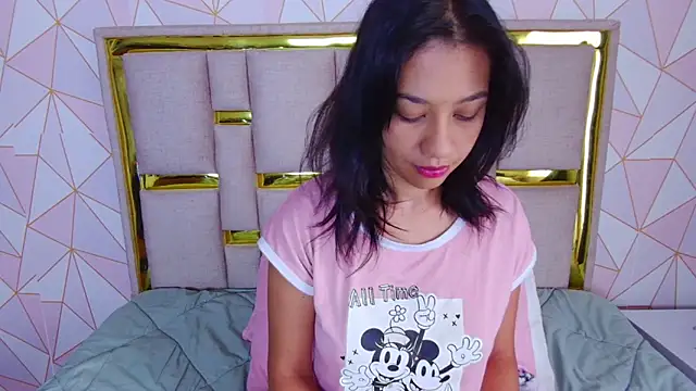 nina carther online show from April 2026 11:09:01 AM