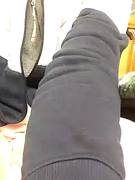 Snapshot of fabdemira chatting on January 2025 02:21:01 PM fabdemira online show from January 2025 02:21:01 PM