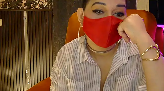 Snapshot of fabdemira chatting on February 2025 10:10:02 PM fabdemira online show from February 2025 10:10:02 PM