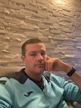 Snapshot of Arnaudvibre chatting on October 2025 11:27:01 PM Arnaudvibre online show from October 2025 11:27:01 PM