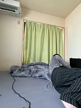 Snapshot of UKI06 chatting on February 2026 04:09:01 AM UKI06 online show from February 2026 04:09:01 AM