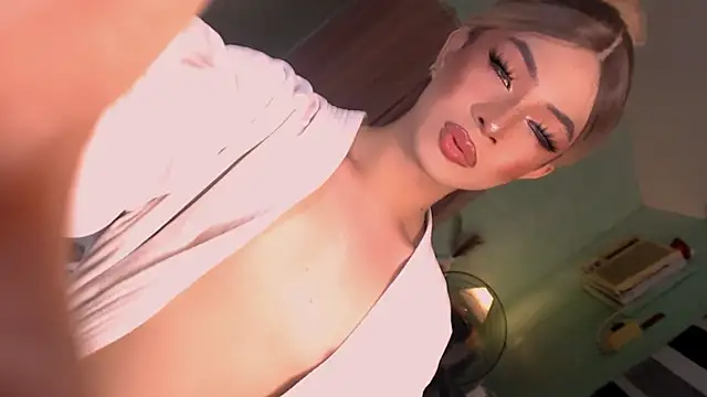 Dimpledimps69 online show from June 2026 03:07:02 PM