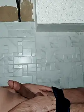 Snapshot of Mimoudik chatting on October 2025 09:39:02 PM Mimoudik online show from October 2025 09:39:02 PM