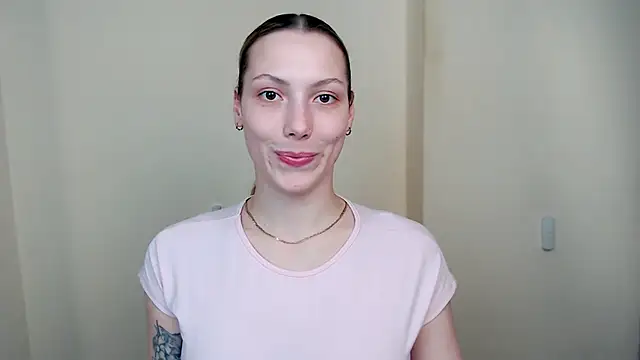 VanessaMay  online show from April 2026 05:15:02 PM