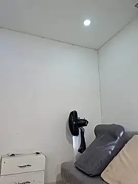 Anal Luucia online show from June 2026 12:42:01 PM