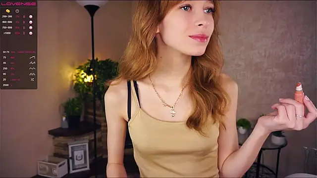 Snapshot of LynetBurby chatting on March 2025 07:15:01 AM LynetBurby online show from March 2025 07:15:01 AM