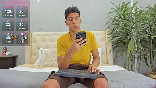 kieran derek online show from September 2025 03:06:02 AM