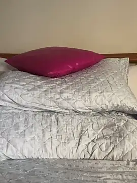 soli-lov online show from February 2025 03:31:02 PM