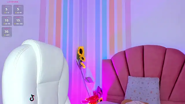 Snapshot of Marilyn_rouse_ chatting on January 2025 09:58:02 PM Marilyn rouse online show from January 2025 09:58:02 PM