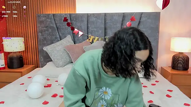 pretty sunlight  online show from February 2025 01:31:02 AM