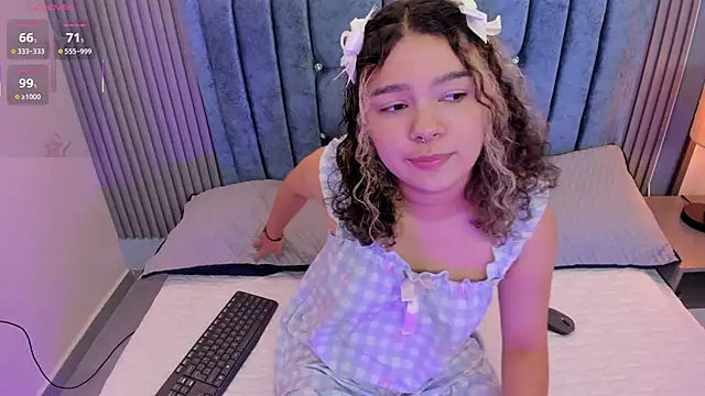 pretty sunlight  online show from June 2026 11:51:02 PM