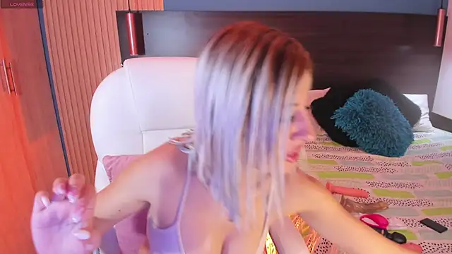 melody starr online show from February 2025 09:16:02 PM